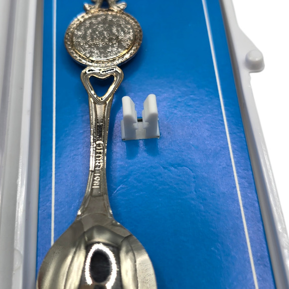 Vintage Kennedy Space Center Florida Collectors Spoon Space Shuttle 1981 USA - Picture 5 of 5